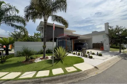Casa de Condomínio com 3 Quartos para alugar, 360m² no Jardim do Lago, Atibaia