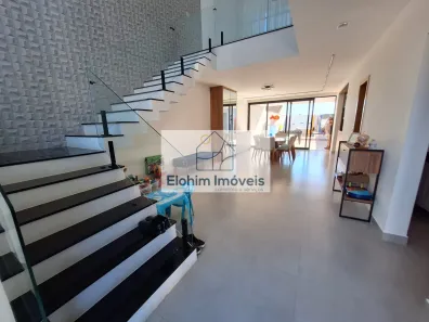 Casa com 4 Quartos à venda, 285m² no Lagoa, Macaé