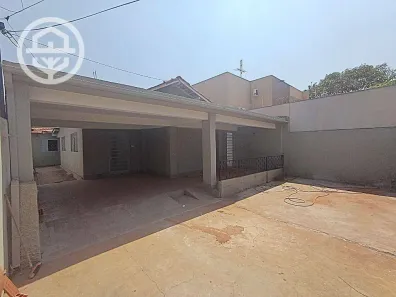 Casa com 4 Quartos para alugar, 145m² no Jardim Allah, Barretos