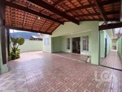 Casa com 3 Quartos à venda, 195m² no Sumaré, Caraguatatuba