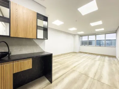 Sala Comercial à venda, 34m² no Saco Grande, Florianópolis