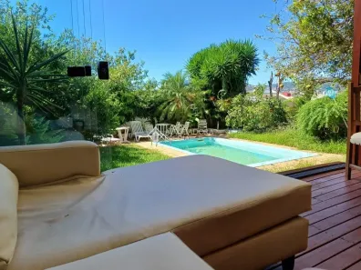 Casa com 3 Quartos à venda, 301m² no Medianeira, Porto Alegre