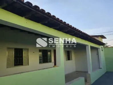Casa com 2 Quartos para alugar, 62m² no Segismundo Pereira, Uberlândia