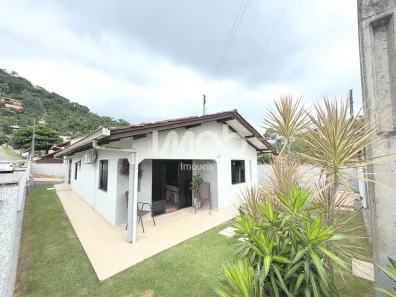 Casa com 2 Quartos à venda, 200m² no Jaraguá 99, Jaraguá do Sul