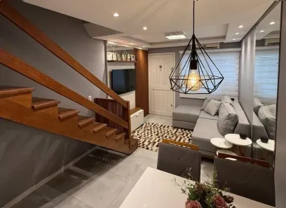 Casa com 2 Quartos à venda, 88m² no Rio Branco, Canoas