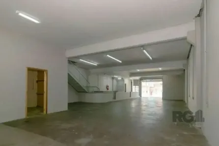 Prédio Comercial para alugar, 480m² no Medianeira, Porto Alegre