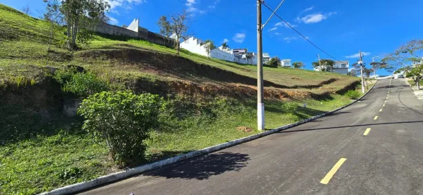 Lote/Terreno à venda, 420m² no Grama, Juiz de Fora