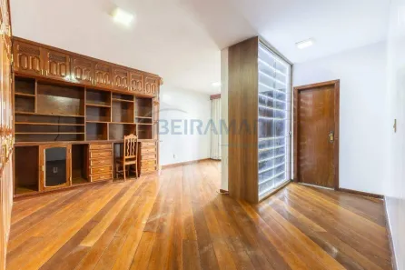 Casa com 6 Quartos à venda, 408m² no Taguatinga Norte, Brasília