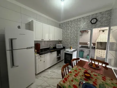 Casa de Condomínio com 2 Quartos à venda, 53m² no Ocian, Praia Grande