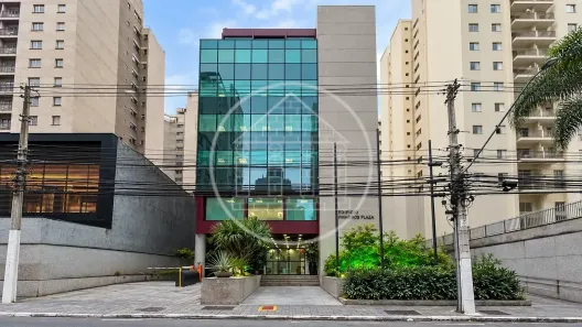 Prédio Comercial para alugar, 2400m² no Vila Olímpia, São Paulo