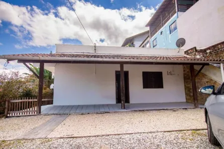 Casa com 3 Quartos à venda, 122m² no Água Verde, Blumenau