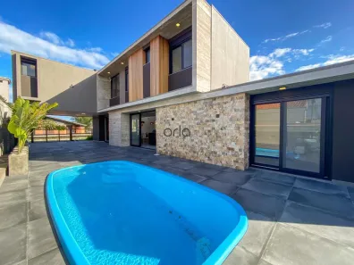 Casa com 5 Quartos à venda, 270m² no XANGRI-LÁ, Xangri-lá