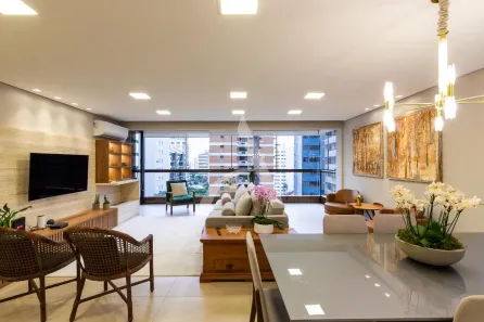 Apartamento com 4 Quartos à venda, 240m² no Cambuí, Campinas