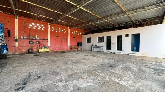Galpão/Depósito/Armazém para alugar, 240m² no Jardim Bela Vista, Itapetininga