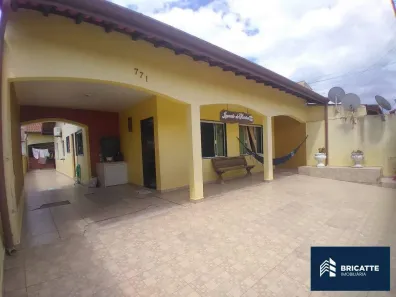 Casa com 4 Quartos para alugar, 167m² no Jardim Regina, Itanhaém