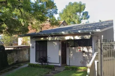 Lote/Terreno à venda, 330m² no Chácara das Pedras, Porto Alegre