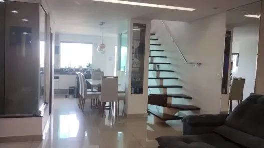 Casa com 3 Quartos à venda, 110m² no Oitis, Contagem