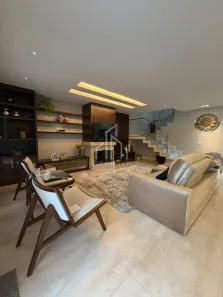 Casa de Condomínio com 3 Quartos à venda, 288m² no Campo Comprido, Curitiba