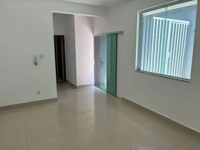 Apartamento com 2 Quartos para alugar, 70m² no Flórida, Sete Lagoas