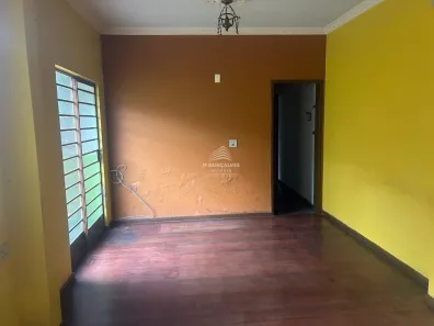 Casa com 3 Quartos para alugar, 180m² no Santa Efigênia, Belo Horizonte