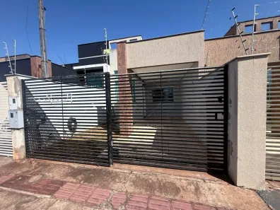 Casa com 2 Quartos à venda, 110m² no Colúmbia, Londrina
