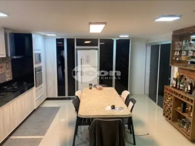 Sobrado com 4 Quartos à venda, 320m² no São João Clímaco, São Paulo