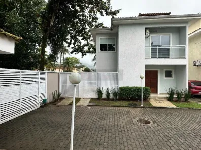 Casa com 3 Quartos à venda, 125m² no Itaipu, Niterói