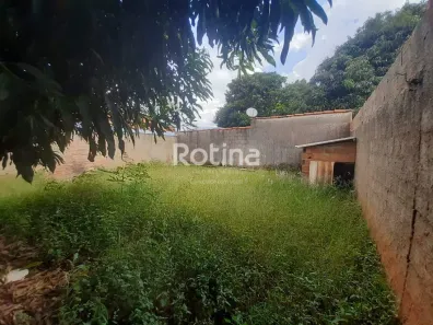 Casa com 3 Quartos à venda, 80m² no Shopping Park, Uberlândia