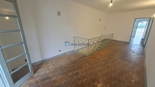 Casa com 2 Quartos para alugar, 85m² no Vila Gumercindo, São Paulo