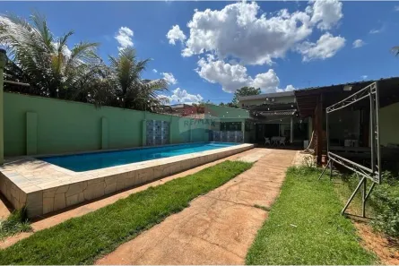 Casa com 3 Quartos à venda, 306m² no Jurucê, Jardinópolis
