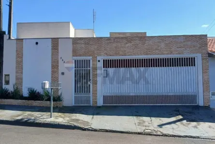 Casa com 3 Quartos à venda, 94m² no Jardim Cambuí, Botucatu