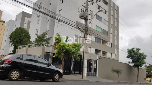 Apartamento com 3 Quartos para alugar, 78m² no Martins, Uberlândia