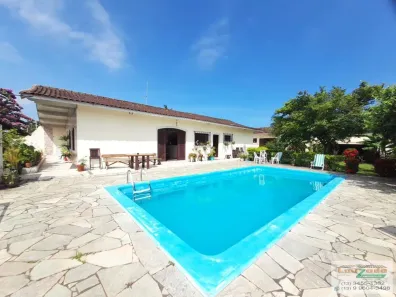 Casa com 4 Quartos à venda, 181m² no Balneário Stella Maris, Peruíbe