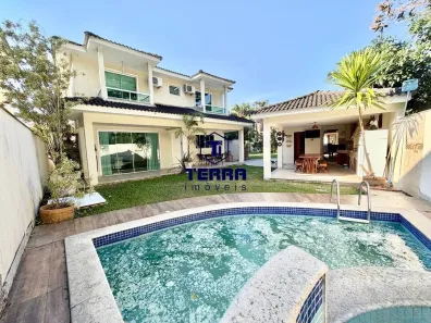 Casa de Condomínio com 3 Quartos à venda, 218m² no Rio do Ouro, São Gonçalo