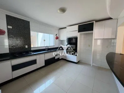 Sobrado com 3 Quartos à venda, 318m² no Parque Manoel de Vasconcelos, Sumaré