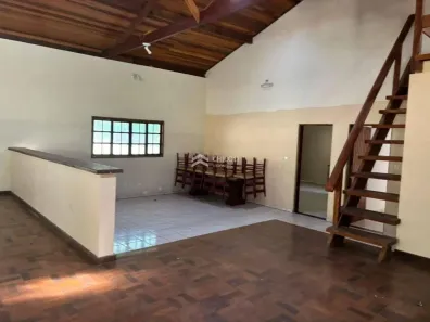 Fazenda/Sítio com 3 Quartos à venda, 200m² no Jardim Guaçu, São Roque