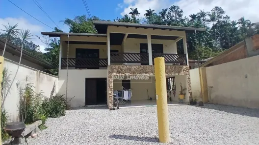 Galpão/Depósito/Armazém para alugar, 200m² no Primeiro de Maio, Brusque