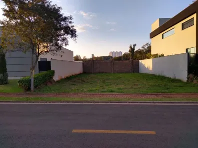 Lote/Terreno à venda, 373m² no Vivendas do Arvoredo, Londrina