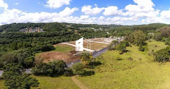 Lote/Terreno à venda, 382m² no Jardim Iracema, Caxias do Sul