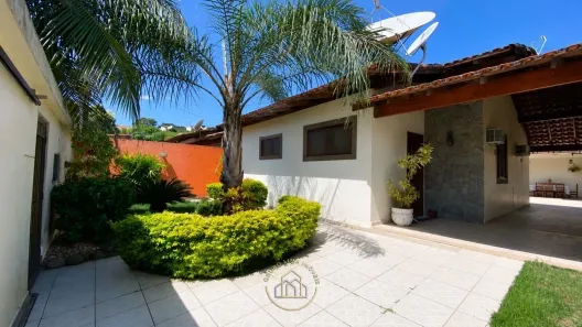 Casa de Condomínio com 3 Quartos à venda, 100m² no Lagoa, Macaé