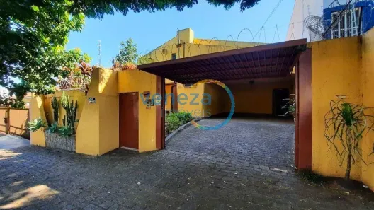 Casa com 3 Quartos à venda, 250m² no Petrópolis, Londrina