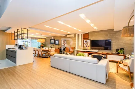 Casa com 3 Quartos à venda, 247m² no Santo Inácio, Curitiba