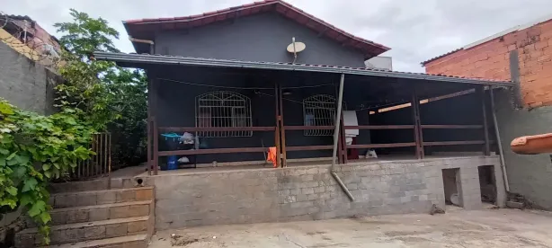Casa com 3 Quartos à venda, 162m² no Pirajá, Belo Horizonte