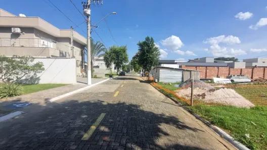 Lote/Terreno à venda, 300m² no Areão, Taubaté