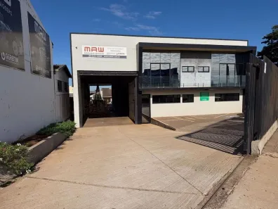 Galpão/Depósito/Armazém à venda, 696m² no Canadá, Cascavel