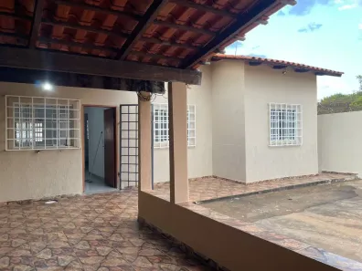 Casa com 2 Quartos à venda, 112m² no Parque Brasília, Anápolis