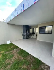 Casa com 3 Quartos à venda, 95m² no Novo Mundo, Uberlândia