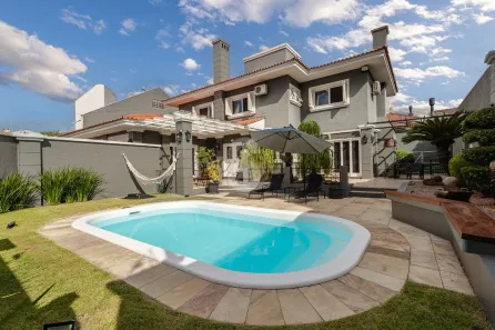 Casa com 3 Quartos à venda, 258m² no São José, São Leopoldo