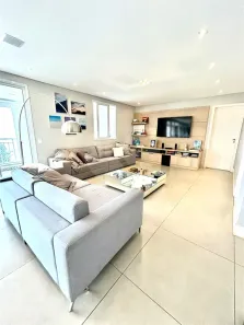Apartamento com 3 Quartos à venda, 177m² no Jardim Monte Kemel, São Paulo