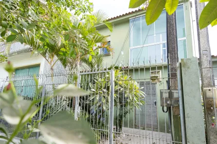 Apartamento com 2 Quartos para alugar, 102m² no Três Vendas, Pelotas